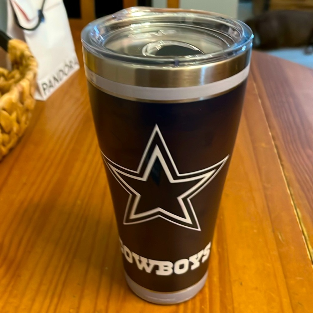 NWT NFL Dallas Cowboys Tervis tumbler with lid